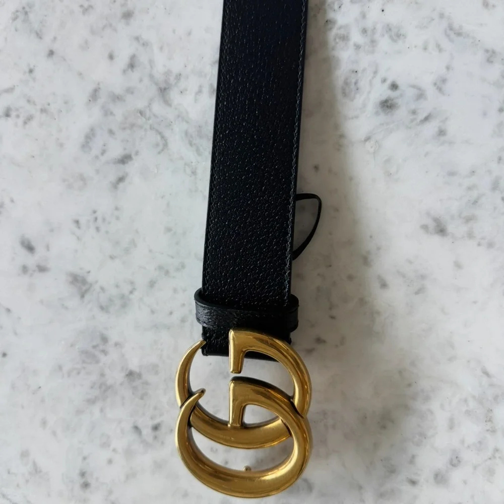 Gucci Black and Gold Leather Belt - Picture 2 of 11